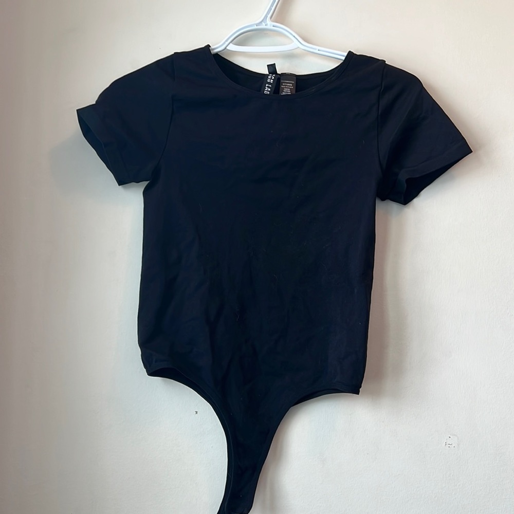 Black short sleeve bodysuit